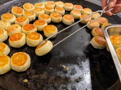 對月餅進行安全抽檢,讓消費者放心食用